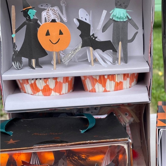 Cupcake Halloween topper sets new - Picture 3 of 3
